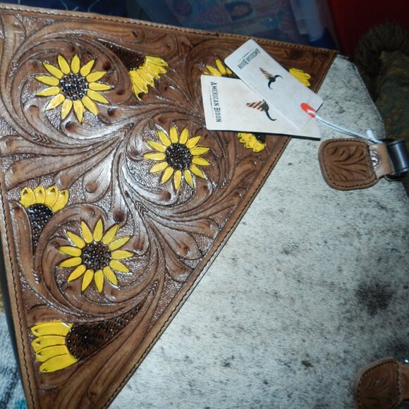 American Bison Darling Hair-on Cowhide Genuine Leather Tote Bag 🆕⌚📦🏃💨🚚 - Picture 3 of 16